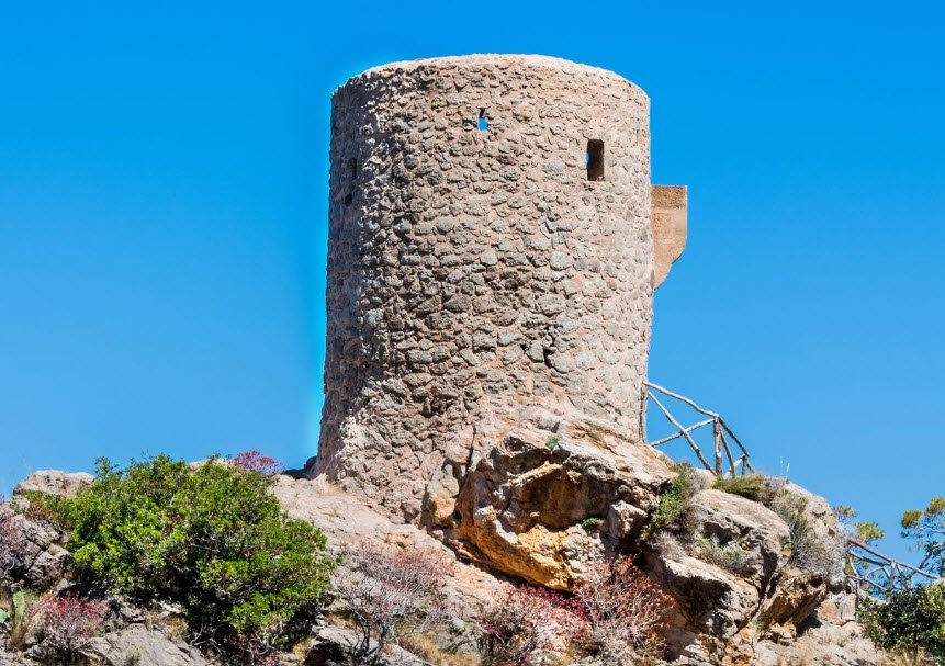 Watchtower of El Berrueco, Spain